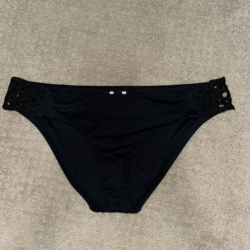 Becca swim bottoms size medium